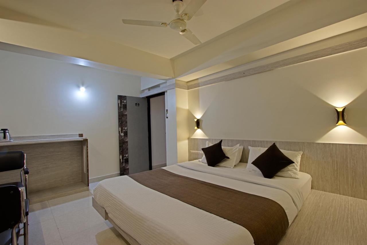 Mannars Residency Villa Mysore Exteriör bild